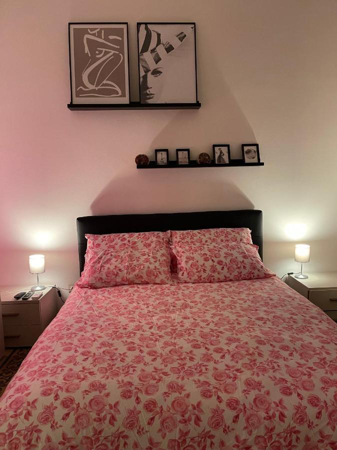 Casa Pizzoli Lägenhet Bari Exteriör bild