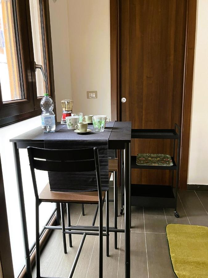 Casa Pizzoli Lägenhet Bari Exteriör bild